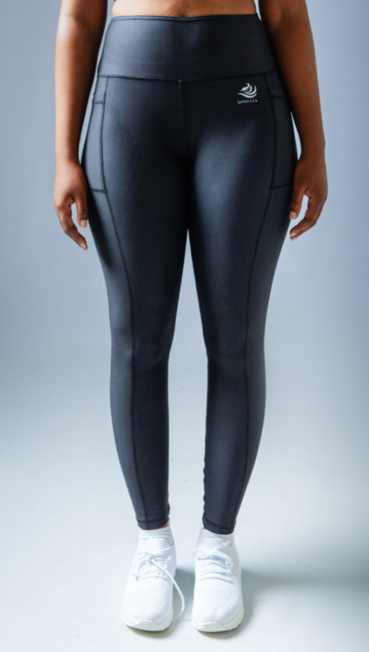Andelia Black Full-Length Leggings